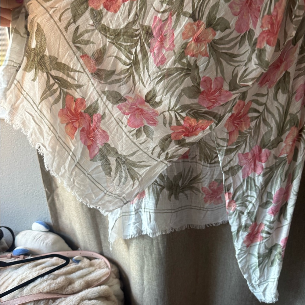 American Eagle Outfitters Floral Shawl - Pink and Olive - Picture 8 of 9